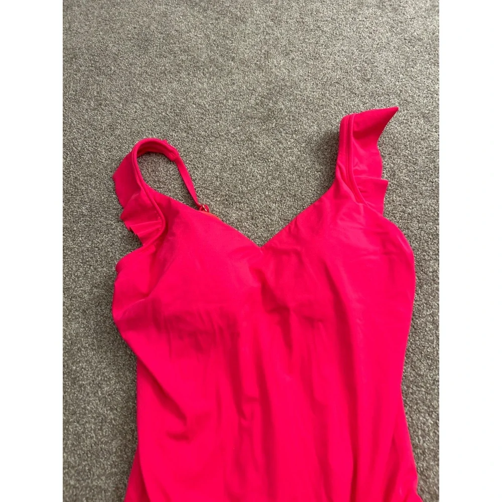 Time and Tru One Piece Swimsuit Womens XL 16-18 Pink Excellent Ruffle V-Neck